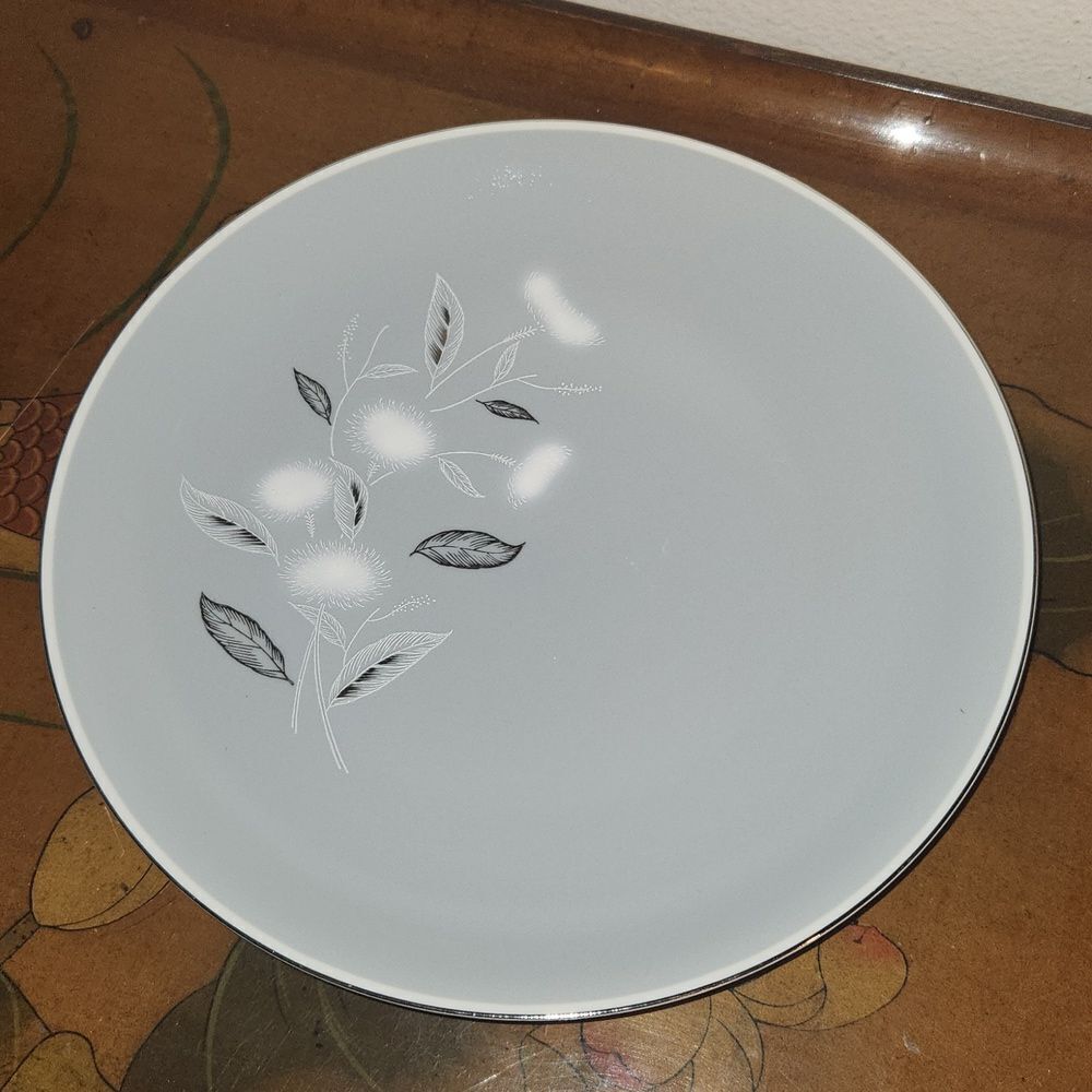 Sapphire by Deville Dinner Plate Japan